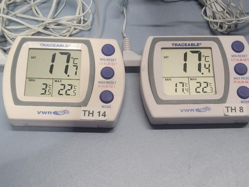 Lot de 2 thermomètres traçables pour réfrigérateur/congélateur Plus VWR 12777-838_1
