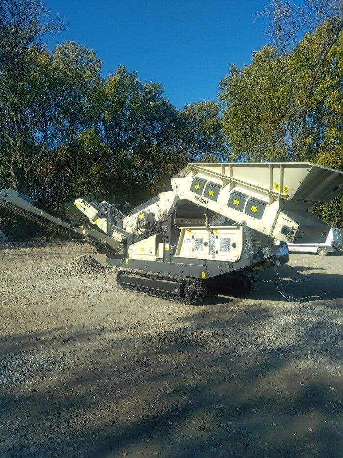 Scalpeur mobile à deux étages IMS MS104T - Flexible et robuste pour petites et moyennes opérations_0