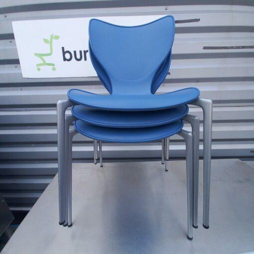 Chaise empilable Gorka en polyamide - Akaba d'occasion - Design ergonomique et haut de gamme par Jorge Pensi_1