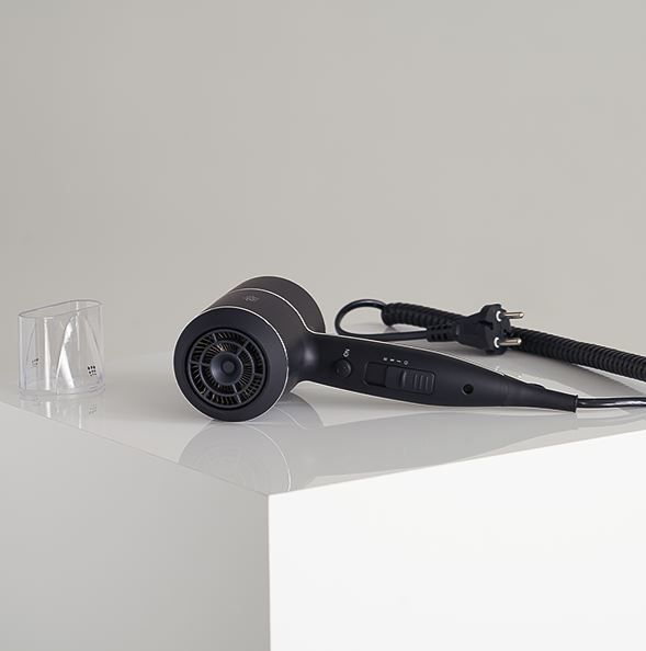 Sèche-cheveux Fusion noir mat/chrome - 1800W - moteur silencieux et protection contre la surchauffe_1