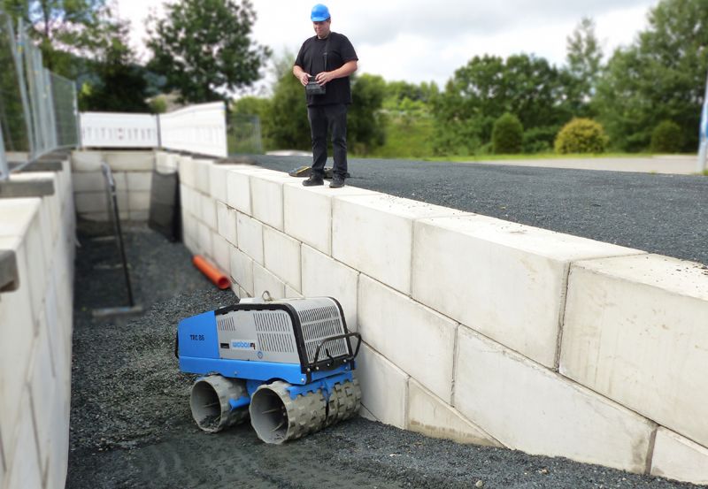 TRC 66 / TRC 86 - Rouleaux de tranchées Weber MT - Poids 1350-1390 kg - Moteur diesel 3 cylindres_1