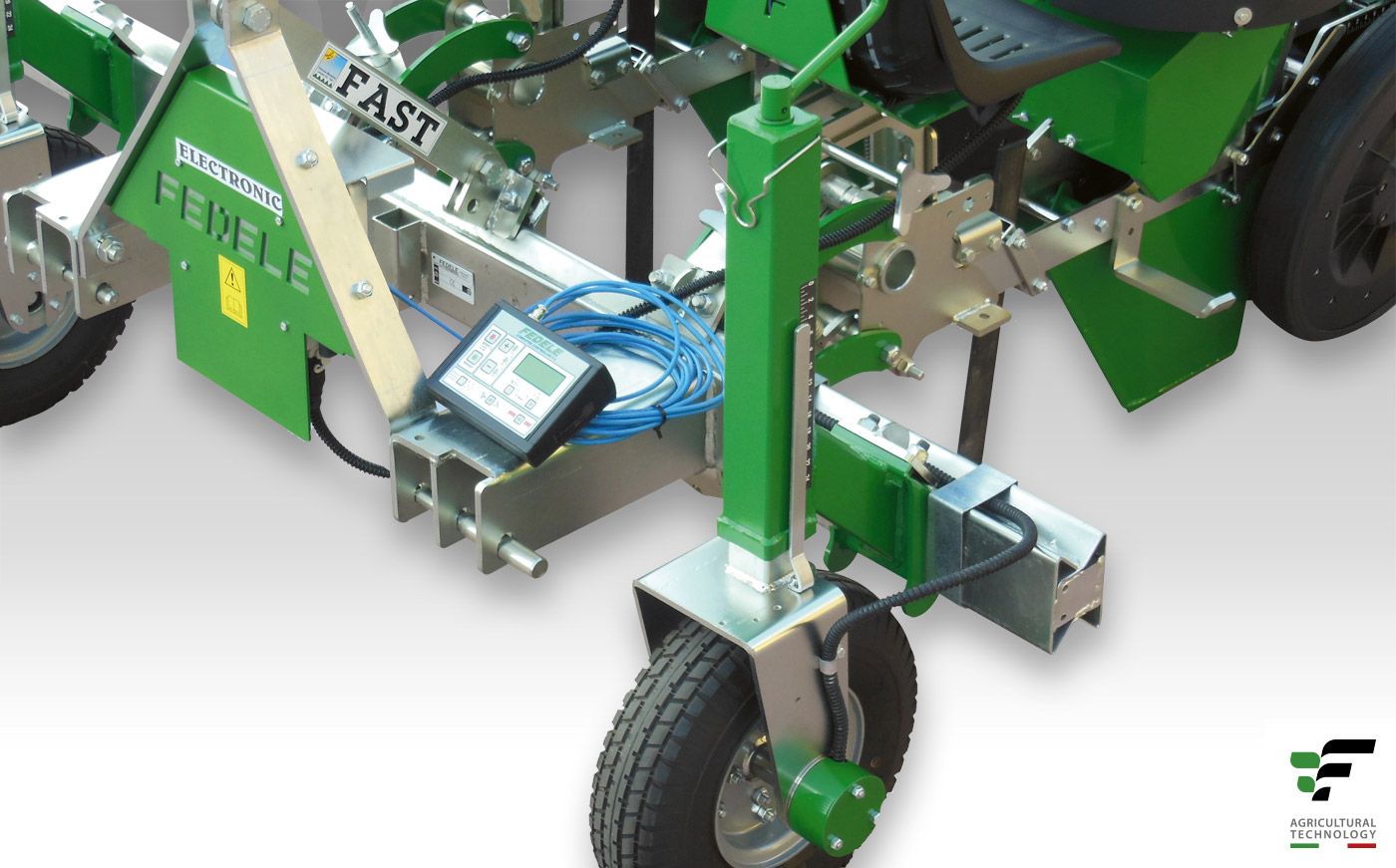 Fast electronic - Planteuse électronique Fedelemario - Inter-rangs réglable à 25 cm_1