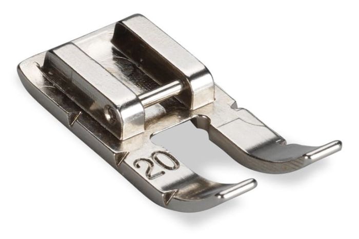 Machine à coudre boutonnière  - Bernina 335_1