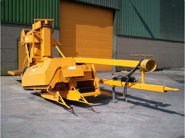 Récolteuse Oxbo BH100 - Sweere - largeur hors tout 2,06 m - haricots verts et blancs - récolte mécanique mono-rang_1