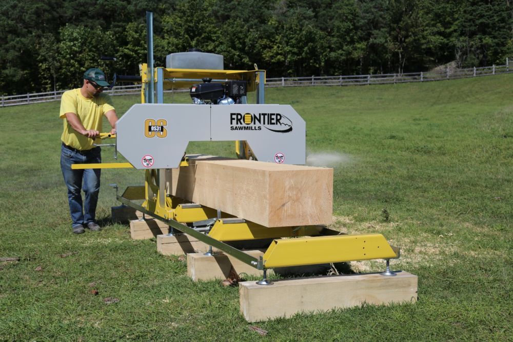 Scierie mobile 13½ HP avec moteur Briggs 420cc