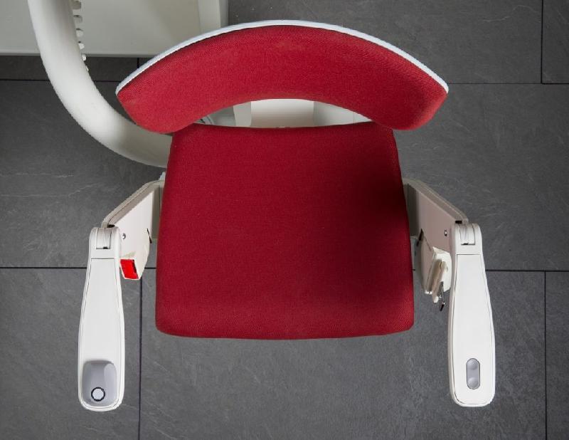 Fauteuil monte-escalier tournant - rail le plus fin au monde, design moderne  - Otolift Air_1