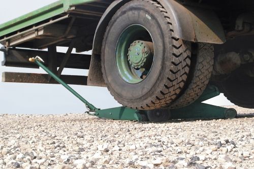 Crics Compac 12t-c - Capacité maximale 12 tonnes - Poignée ergonomique et pédale additionnelle_1