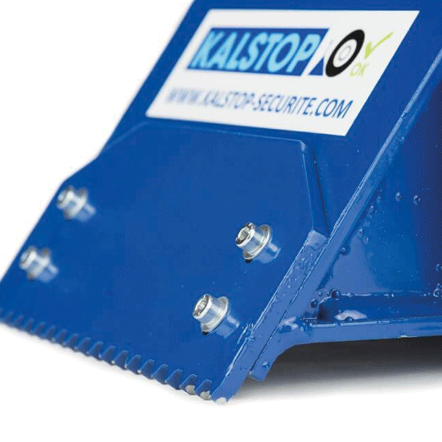 Cale de roue en acier robuste et fiable, pour caler les camions et sécuriser les caristes - Kalstop KT12_1