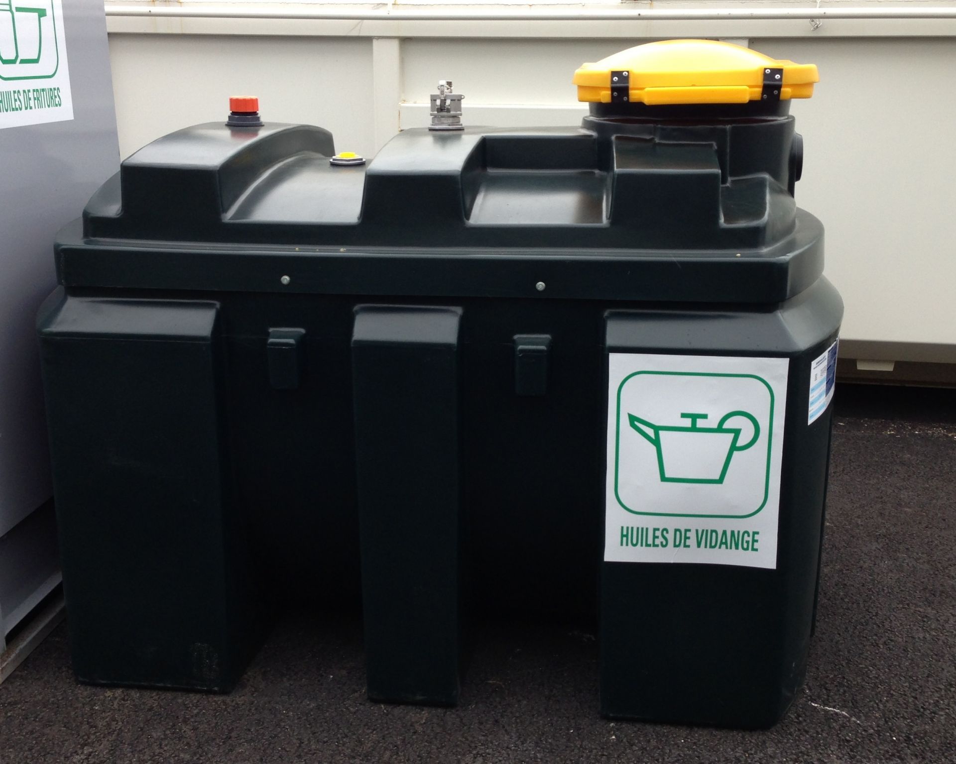 Cuve à huiles usagées_2