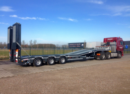 Semi-remorque porte-engins surbaissée c017013-nooteboom / ptac 48t / 3 essieux / plancher en métal_1