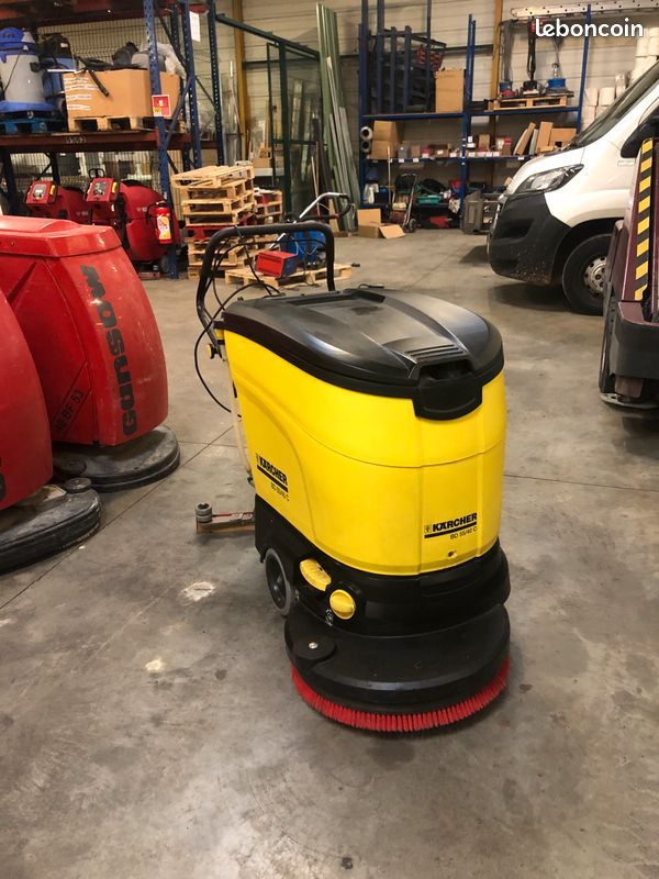 Autolaveuse accompagnée d'occasion karcher - groupe clean_1