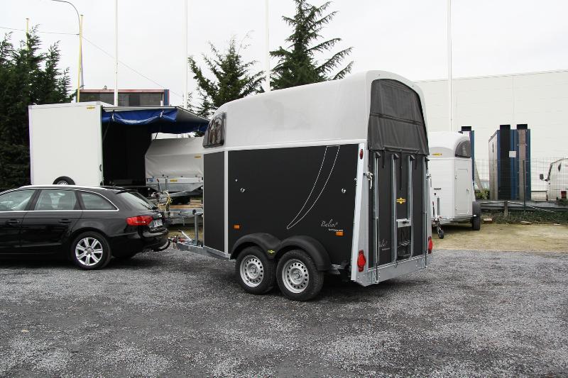 Van 2 places pour chevaux - humbaur - balios_1
