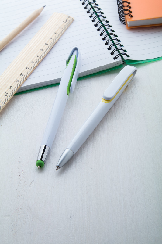 Stylo à bille en plastique - corps blanc, poussoir silver, encre bleue - couleur jaune_1