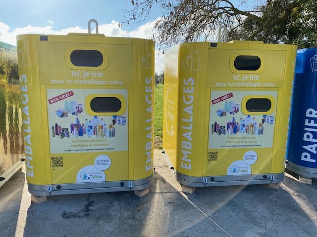 Borne mariland design certifiée L. N. E pour collecte de verre