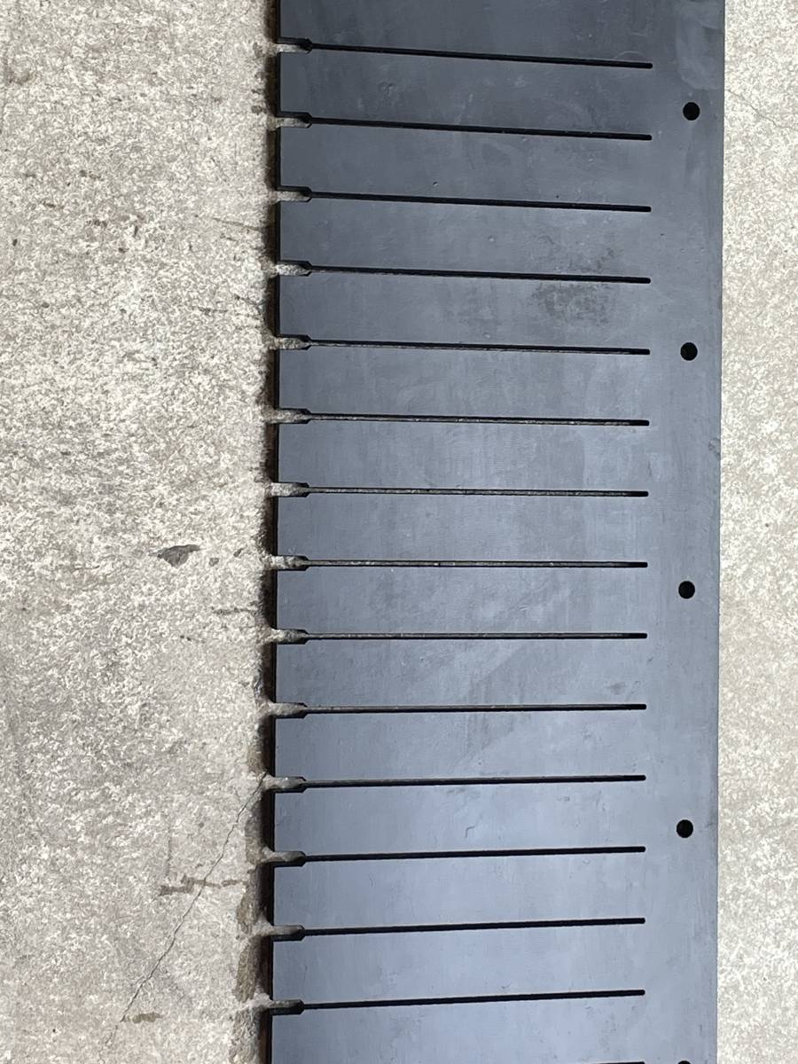 MTCP - Service de découpe au jet d'encre de Bavette en caoutchouc, nette et propre pour ramasseuse à pomme, intervention près de Rouen_1