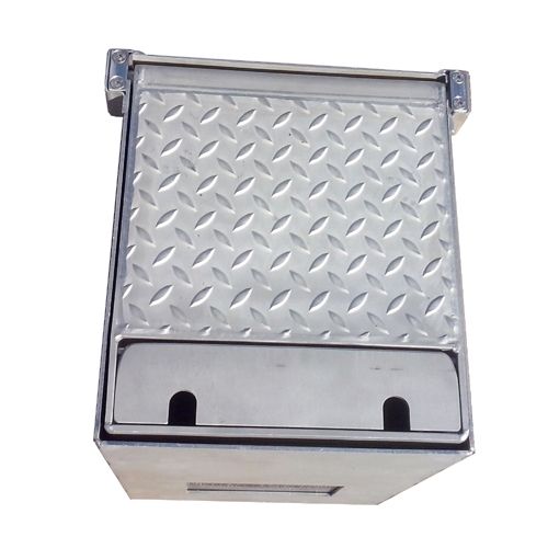 Borne 9350 - borne escamotable électrique - aireservices - 1 à 4 prises ip67 mono - assistance à l’ouverture et à la fermeture par vérin à gaz_1