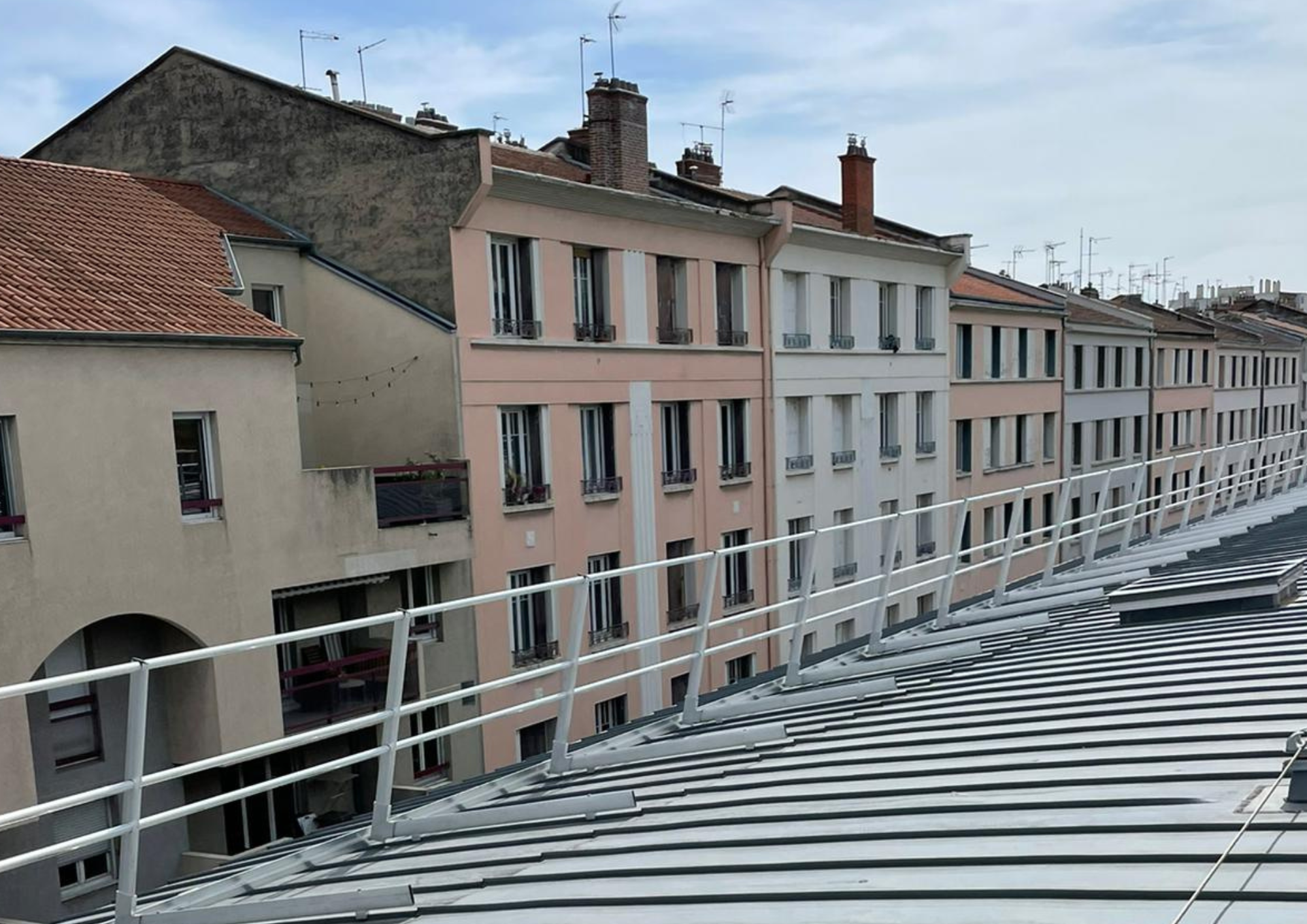 Garde corps fixe sur joint debout - montant profilé en aluminium - GM_1