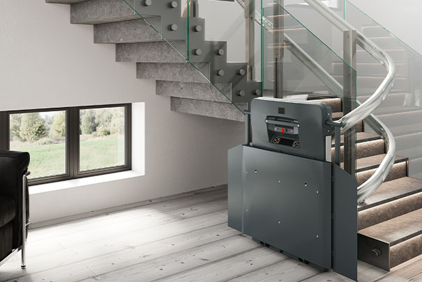 Plates-forme élévatrice sécurisée, stable et fluide pour escaliers tournants  - Stairiser XE_2