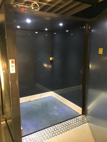 Monte-charges accompagné Hamon - charge 2000 kg - industriel, robuste et sécurisé_1