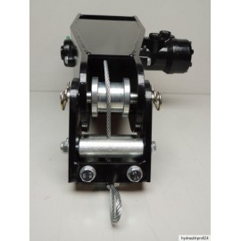 Treuil a commande electro hydraulique pour fendeuse - pelle - tracteur HECHT_1