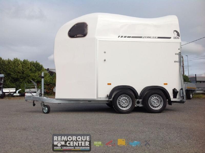 Van à chevaux GOLD ONE ORIGINS ALU - 1 place 1/2 - 2 essieux Traditionnels - PTAC : 1100 à 1600 Kg - 220 x 140 x H 230 cm - Reference -G1340MA19_1