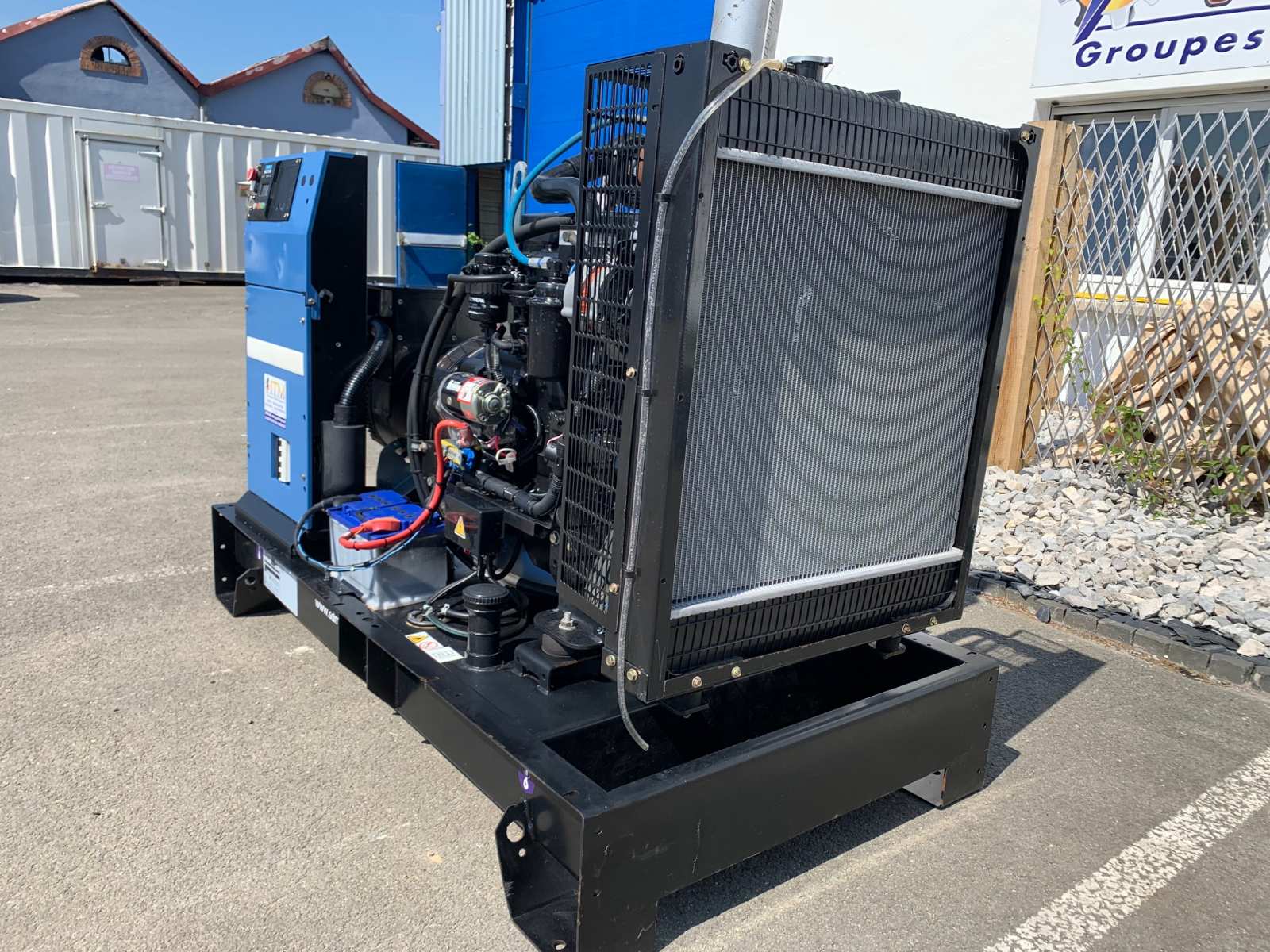 Groupe électrogène d'occasion SDMO - 66 KVA_1