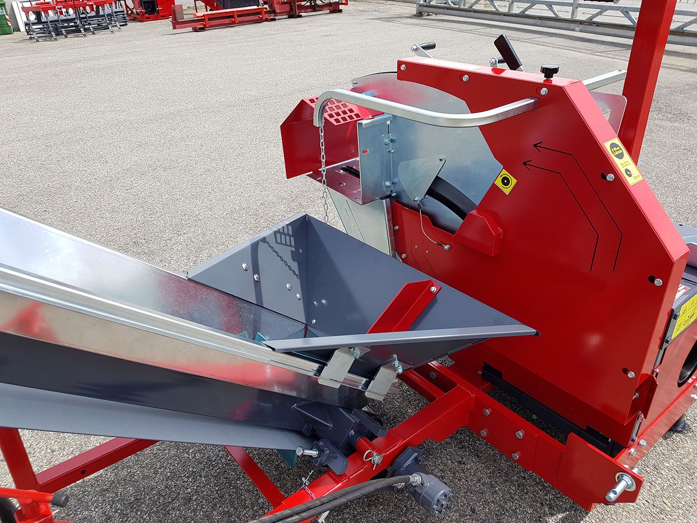 Convoyeur modulable pour manipulation du bois à brûler