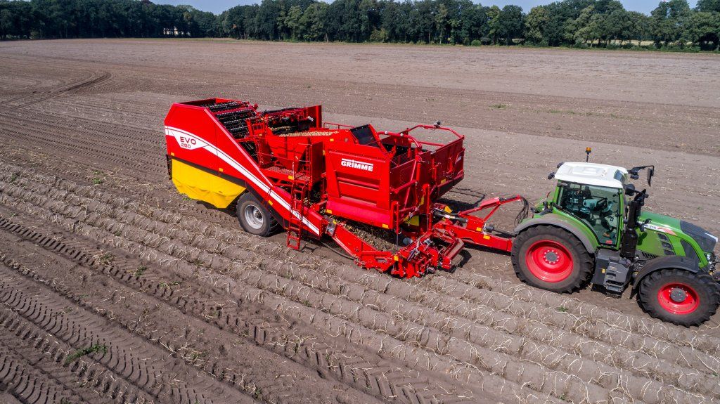 Arracheuse EVO 280 - 2 rangs - Grimme France - Largeur 3000 mm - Trémie 8000 kg - Traitement doux et rendement élevé_1
