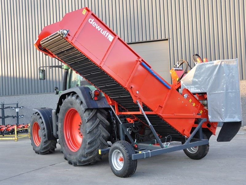 Arracheuse par préhension P3B Farmer - Dewulf BV - Trémie 1t - Puissance tracteur min. 80 HP_1