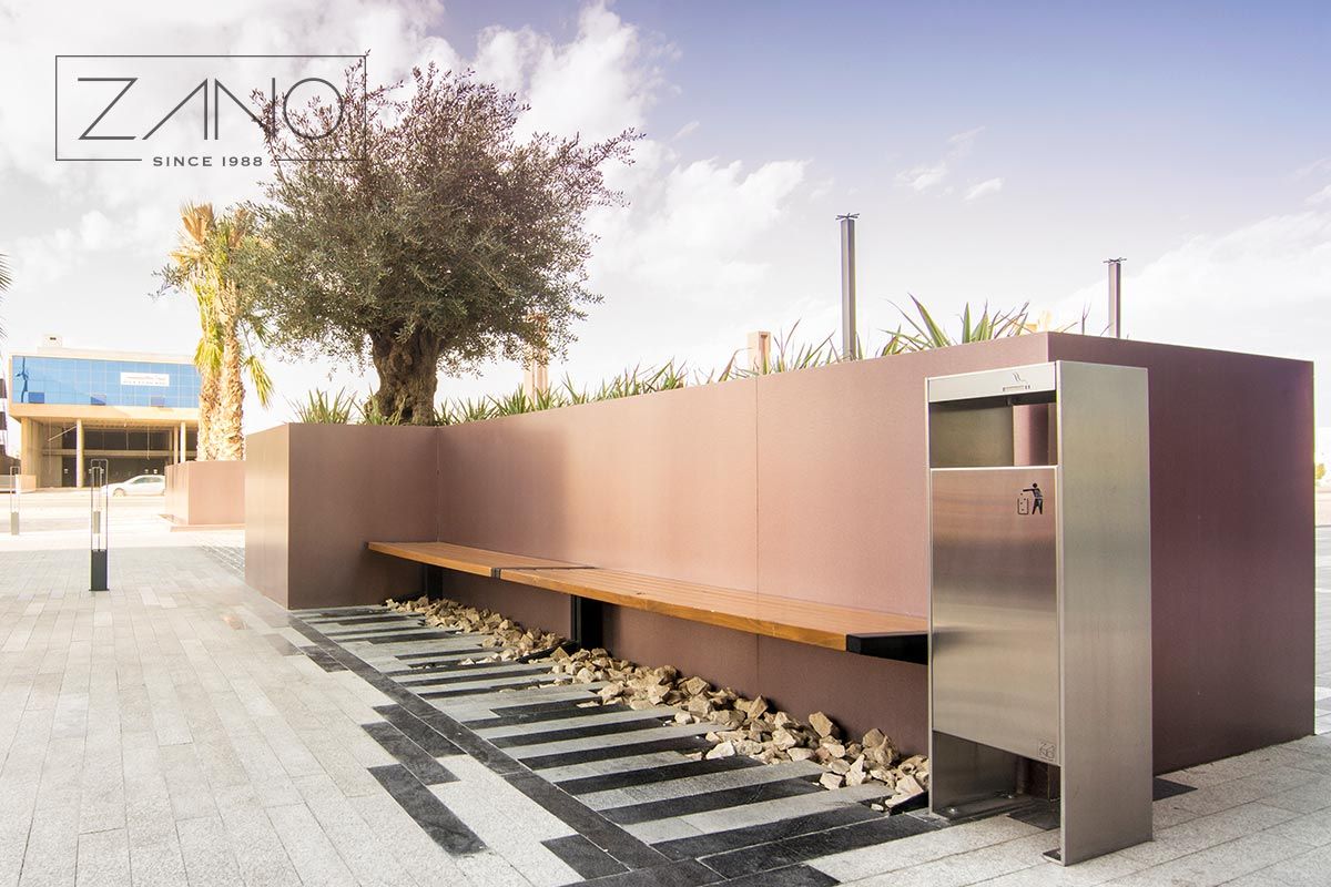 Poubelle extérieure 03.061.Sc - Zano - 52L - acier noir et inox - design classique et moderne_1