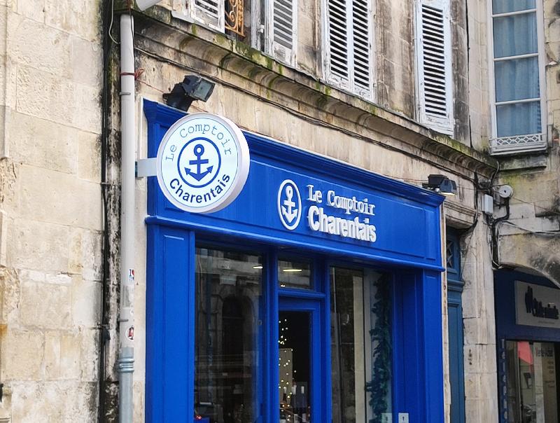 Enseigne Drapeau Lumineuse Ronde Plexiglas Diffusant - Noir_1