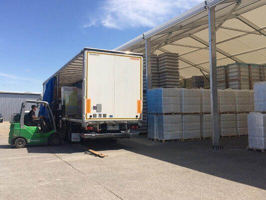 Auvent industriel modulaire démontable pour stockage et manutention - LOCABRI_1