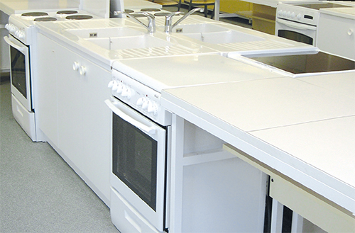 Évier 2 cuves avec 1 égouttoir - 1200 x 600 x 900 mm - Réf ECEXX-3 - BIOLAB - Destiné aux salles de préparation et enseignement sanitaire_1