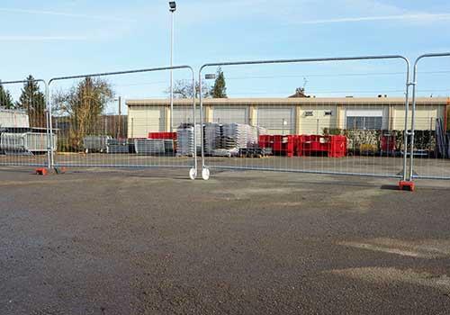 Portail grillagé véhicule 7m x 2m - accès chantier ou manifestation - adaptable barriérages grillagés_1