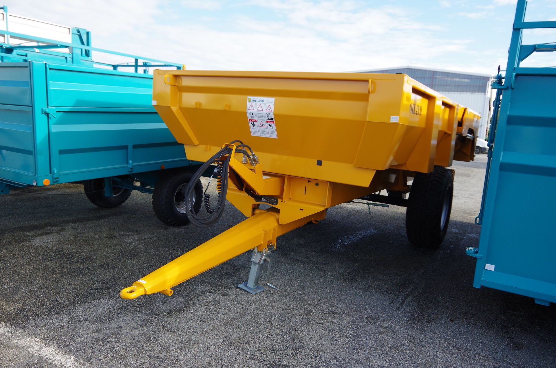 Benne Rolland BM 4800 avec charge utile de 10T70