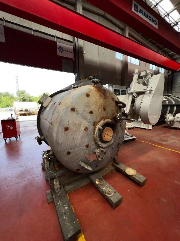 Cuve émaillé d'occasion 1800 litres - référence : c7556_1