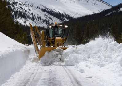 Niveleuses caterpillar 140m3 awd_1