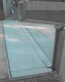 Dispositif anti-inondation passif assisté - Système Flolift-H avec vérin pneumatique et protection jusqu’à 1,5 m_1