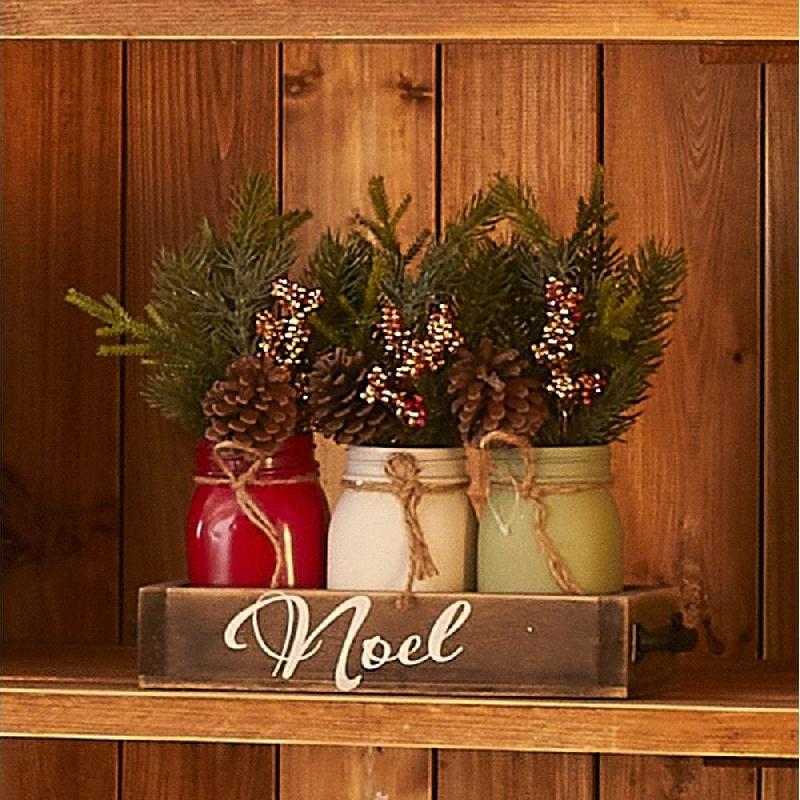Vases assortis avec branchages sapin sur présentoir en bois 28x11x6,5cm_1