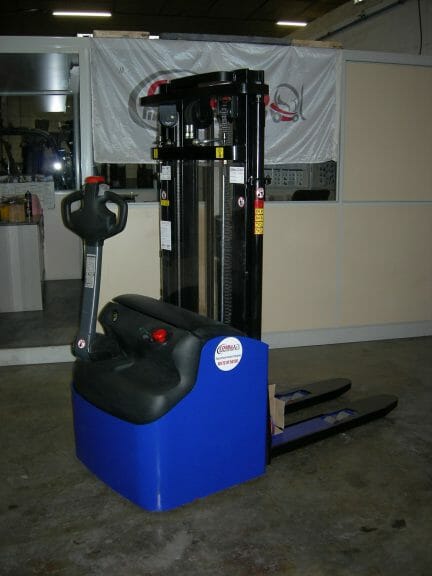 Gerbeur électrique d'occasion Manitou ES412AC - Triplex - Hauteur de levage 4200 mm - Capacité 1200 kg - Électrique_1