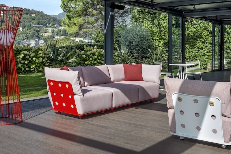 Mobilier outdoor  résistant, robuste et au design soigné idéal pour les cours, terrasses, patios ou rooftops_1