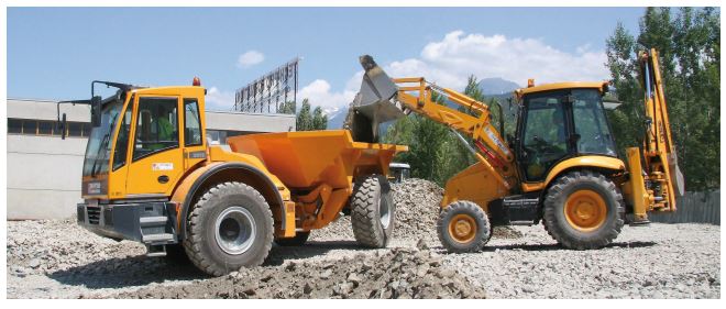 Tombereau Tribenne 7500 L - robuste et rentable pour transport et évacuation des matériaux - disponible en location_1