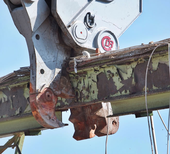 Pinces de démolition - Gamme Dedicated Demolition Line - Série DL et DR avec technologies avancées_1