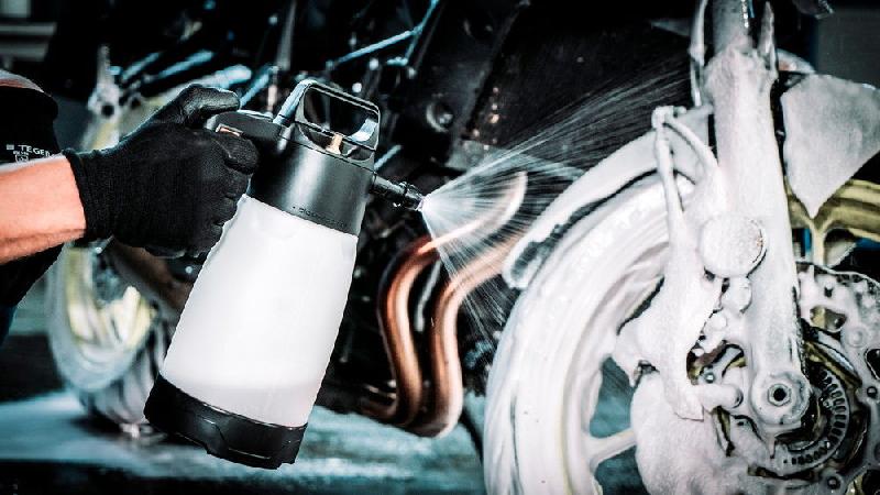 Pulvérisateur professionnel IK Foam Pro 2+ - pour agents moussants avec valve Schrader et connecteur air comprimé_1