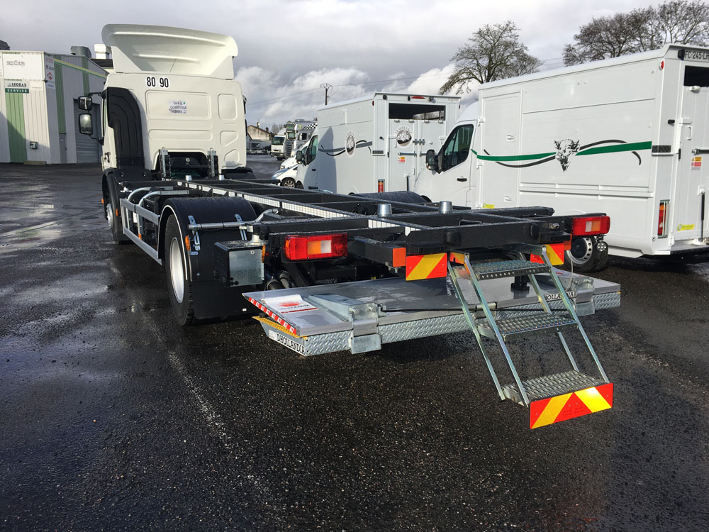 Carrosserie pour caisses mobiles conforme aux normes DIN70013 et EN284