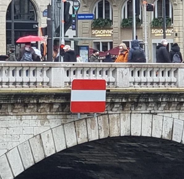 A1 - Interdiction de passer - fluvial_1
