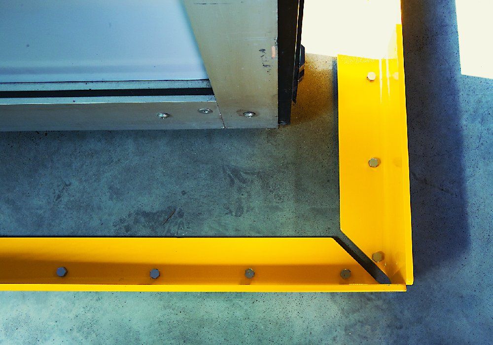 Butoirs de protection en acier - Fixation robuste - Hauteur 150 mm - Revêtement plastique jaune_1