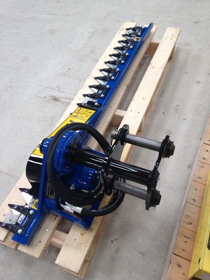 Outil de coupe soignée et précise pour pelles 3.5 à 9 tonnes