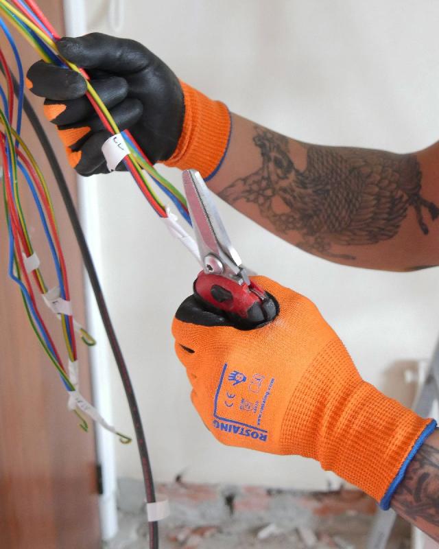 Gant anti-coupure Duranit Plus - nitrile tactile, haute résistance à l'abrasion et à la chaleur - Rostaing_1