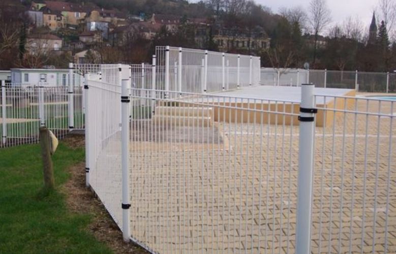 Clôture grillagée -  la clôture de piscine_1